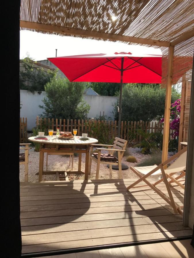 Villa Le Sud Appartements Кассі Екстер'єр фото